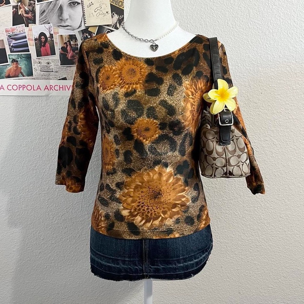 Vintage Y2K Deadstock Floral Cheetah Leopard Print 3/4 Sleeve Top